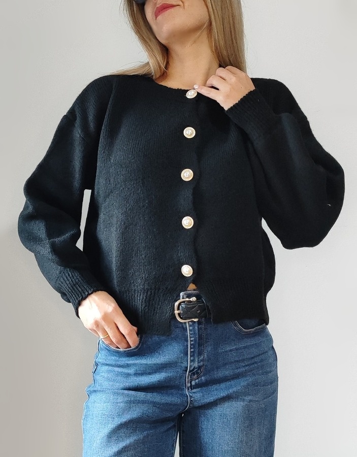 Zακέτα πλεκτή λαιμόκοψη 8885- Εκρού Zακέτα πλεκτή λαιμόκοψη 8885- Εκρού